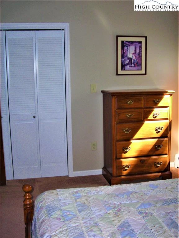 Image number 16 for the current listing