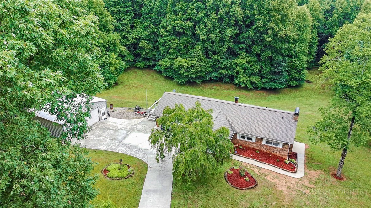 Image number 20 for the current listing