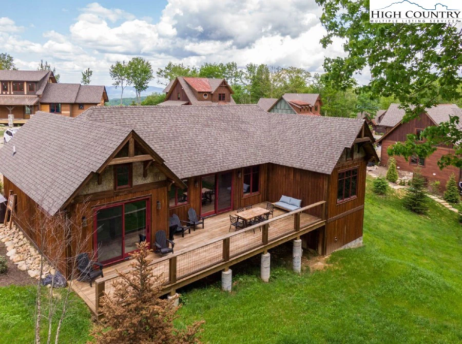 Image number 2 for the current listing