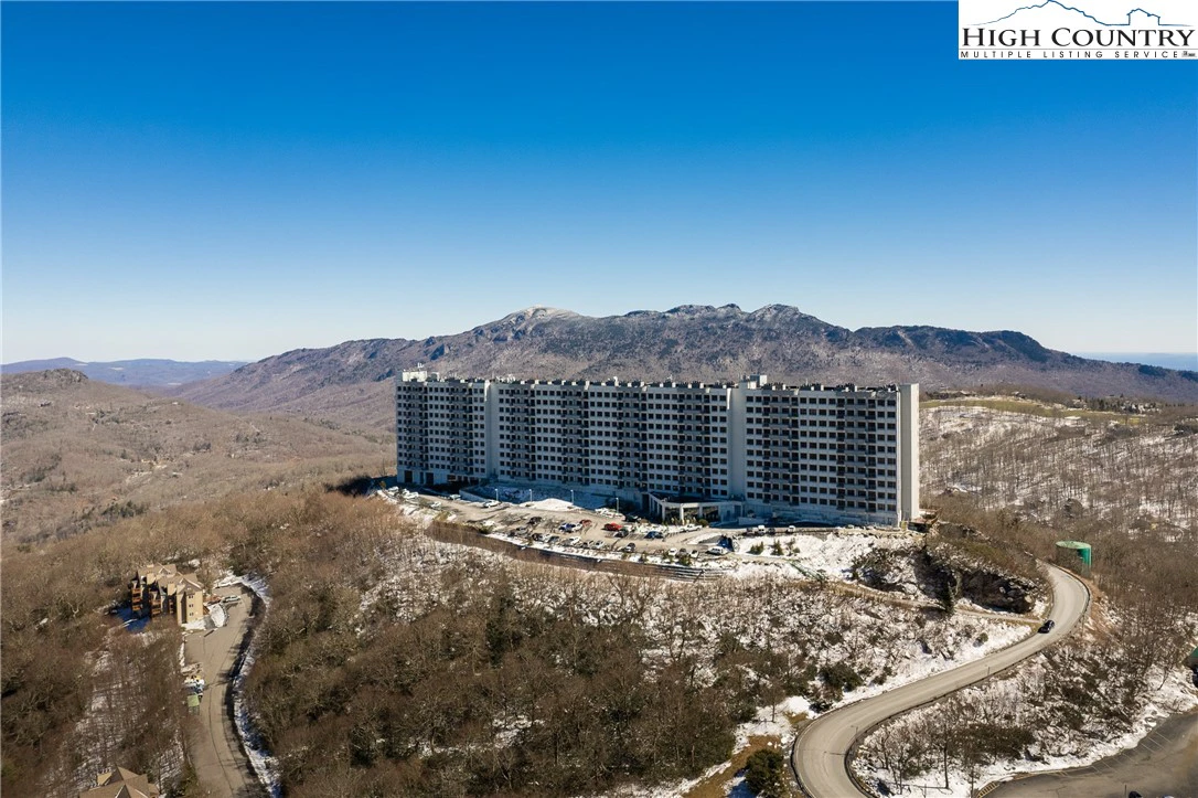 Image number 6 for the current listing