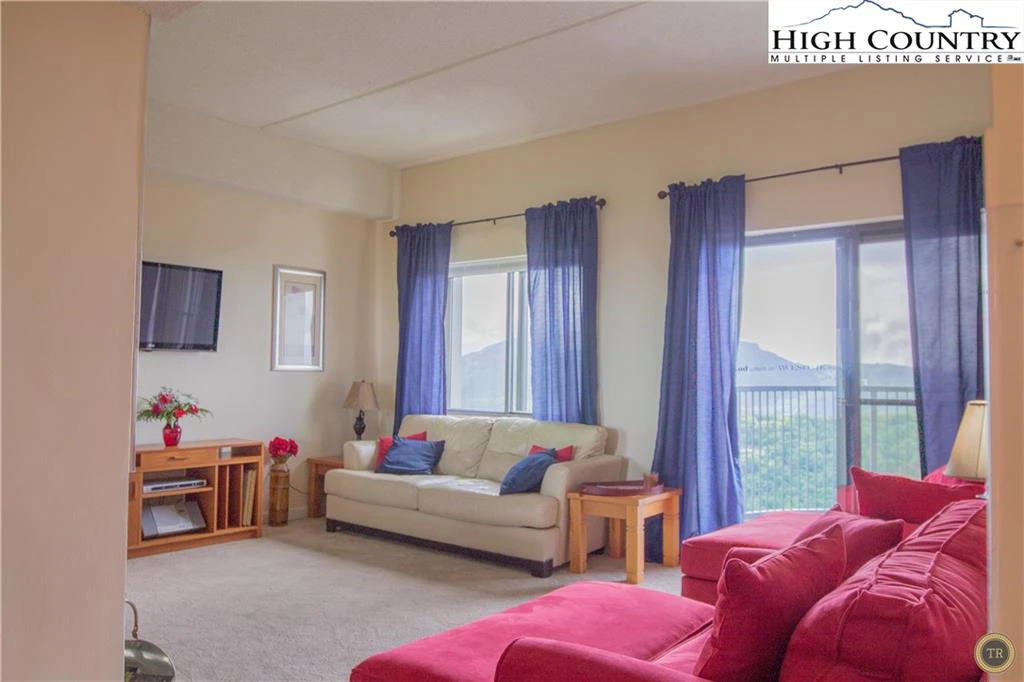 Image number 12 for the current listing