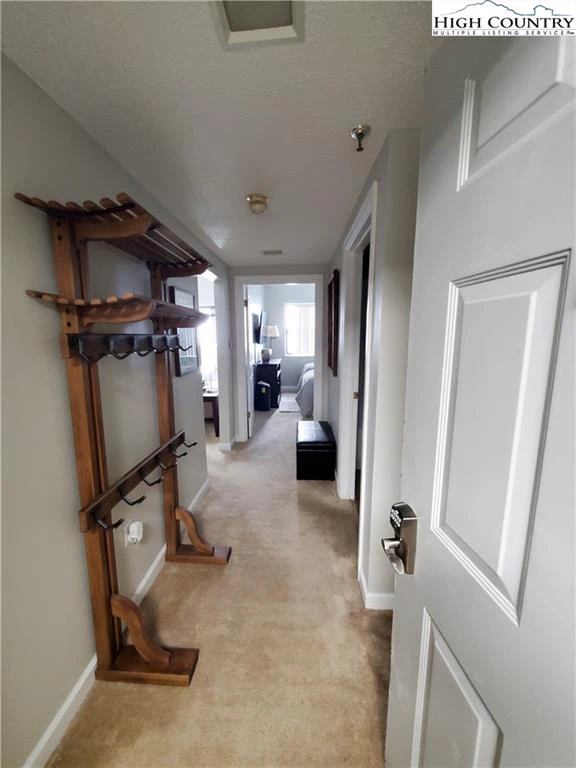 Image number 8 for the current listing