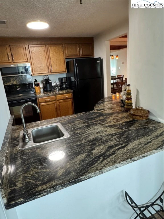 Image number 18 for the current listing