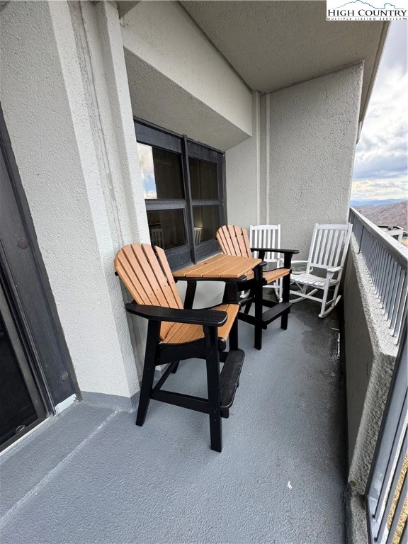 Image number 12 for the current listing