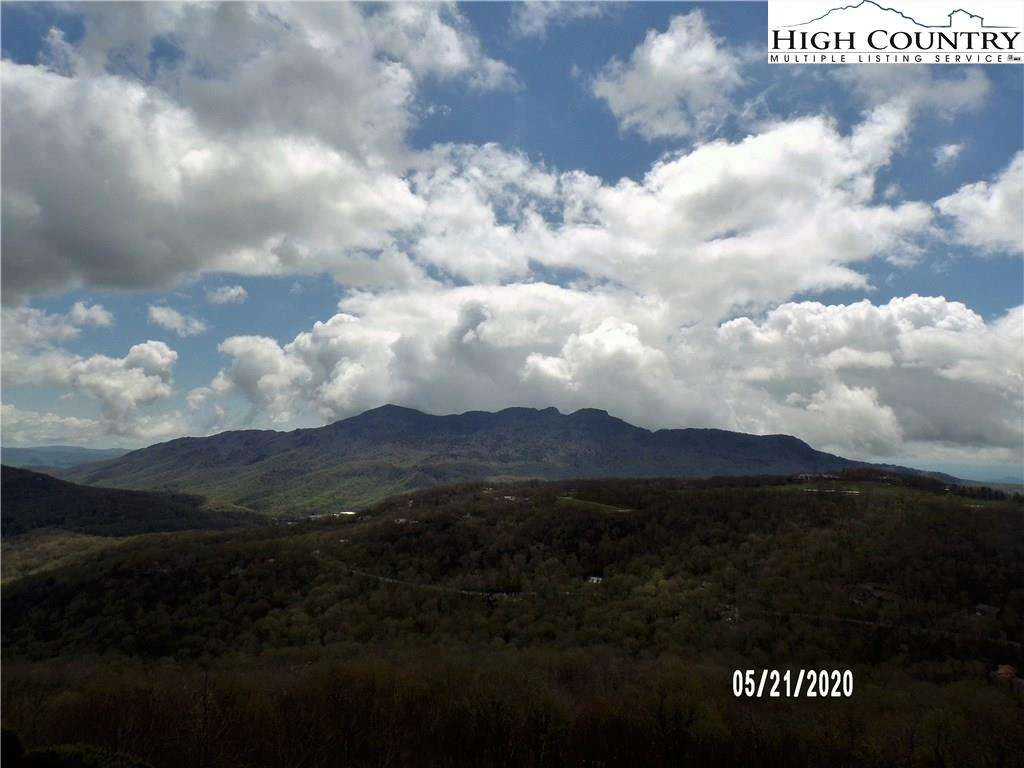 Image number 21 for the current listing