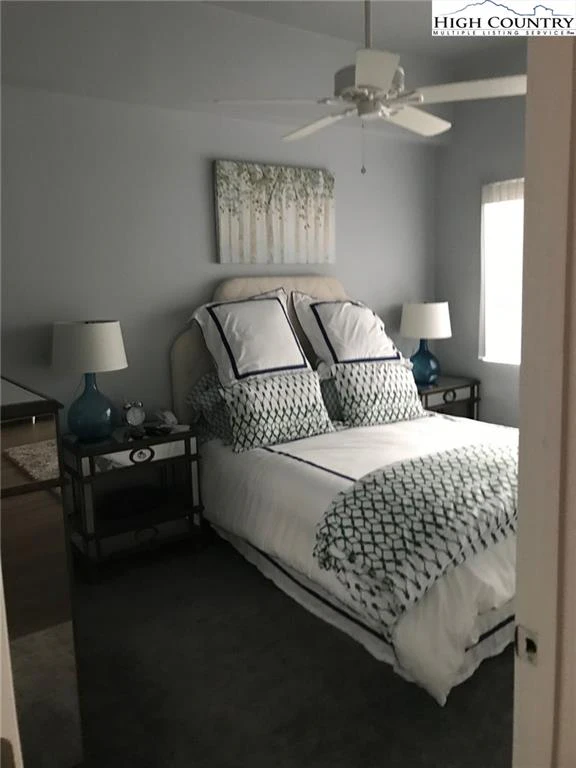 Image number 5 for the current listing