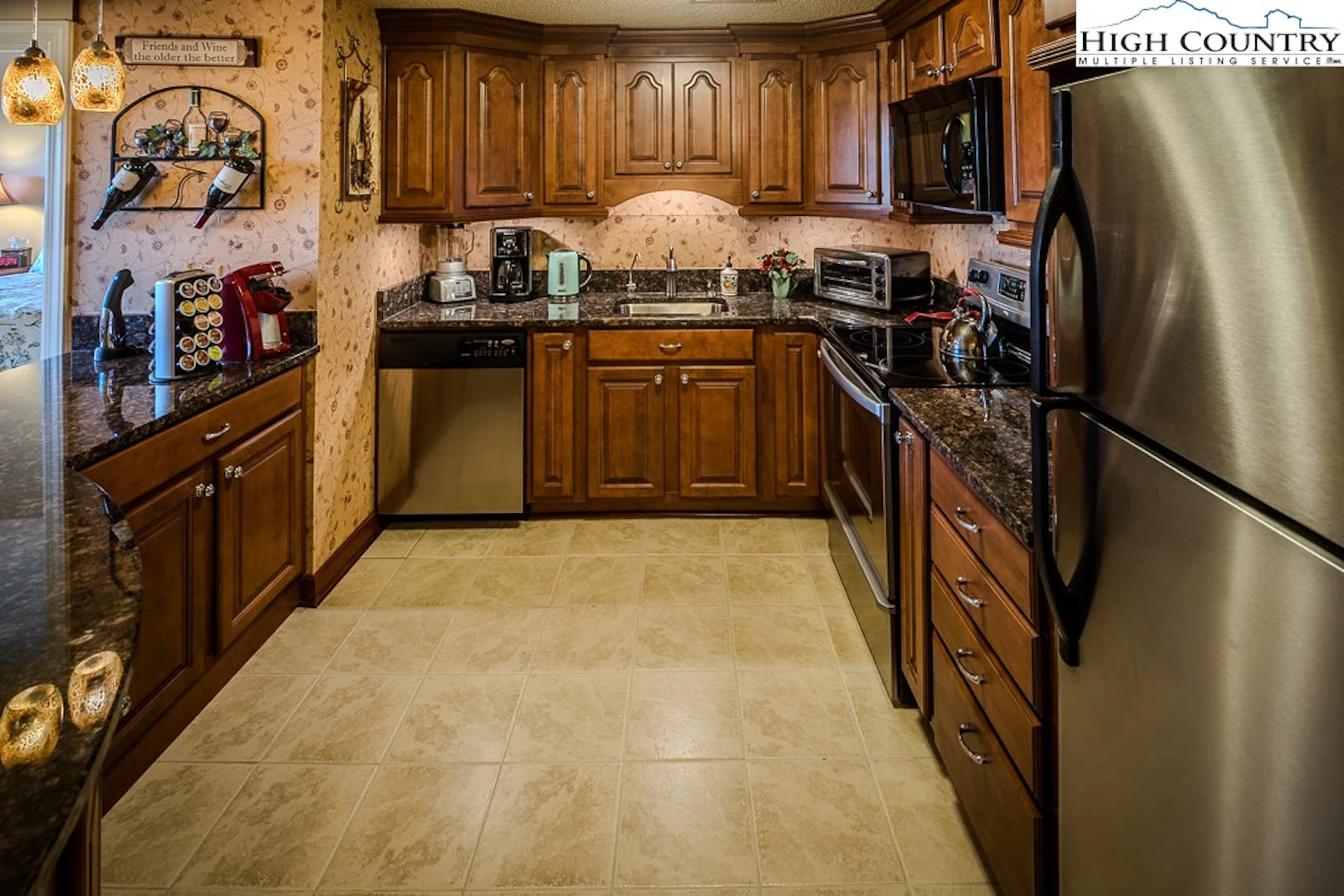 Image number 2 for the current listing