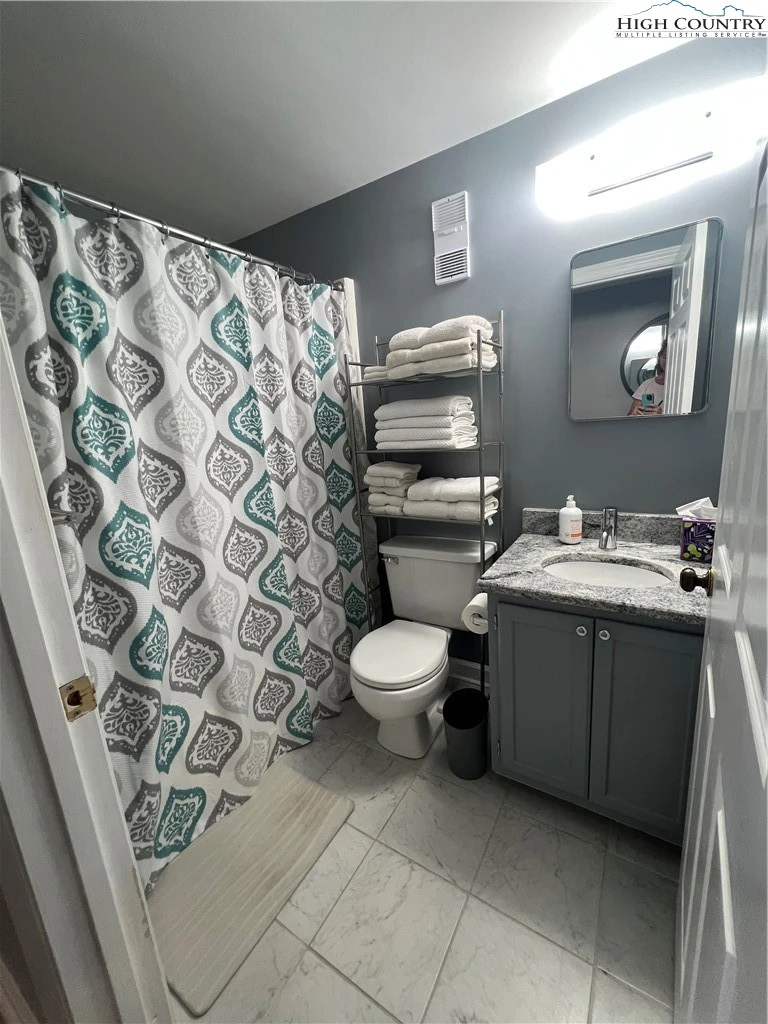Image number 6 for the current listing