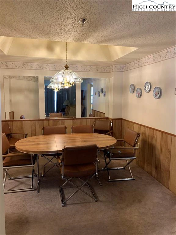 Image number 6 for the current listing