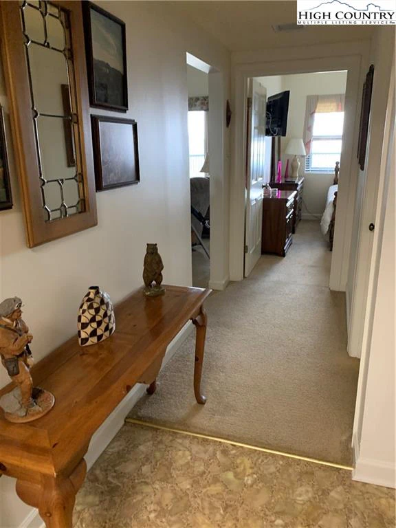Image number 18 for the current listing