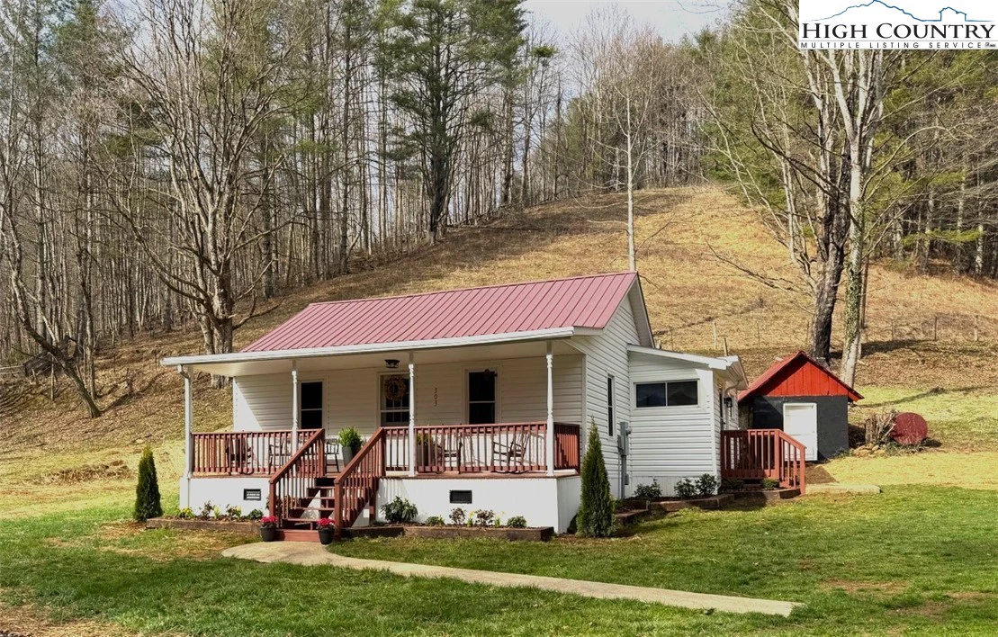Image number 1 for the current listing