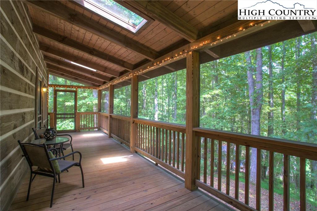Image number 6 for the current listing