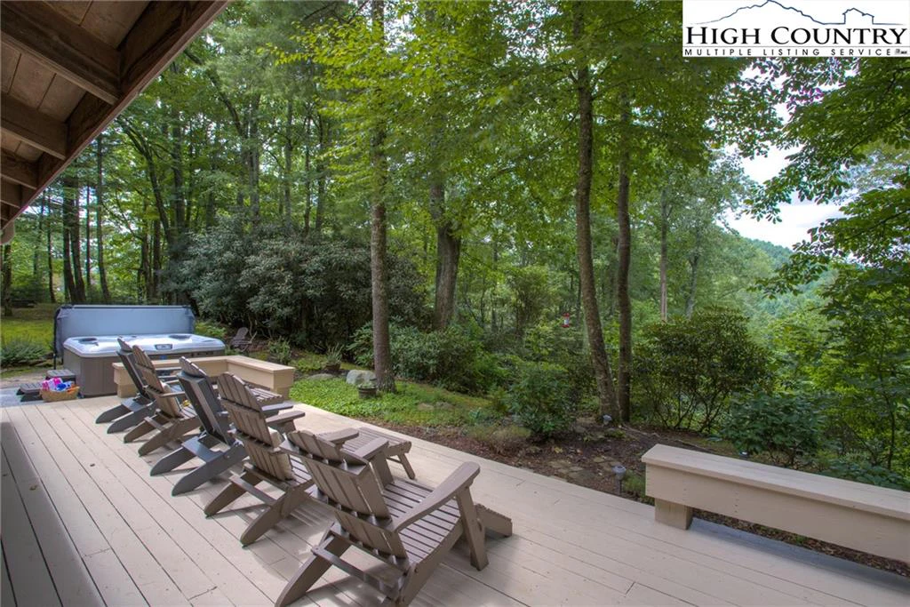 Image number 21 for the current listing