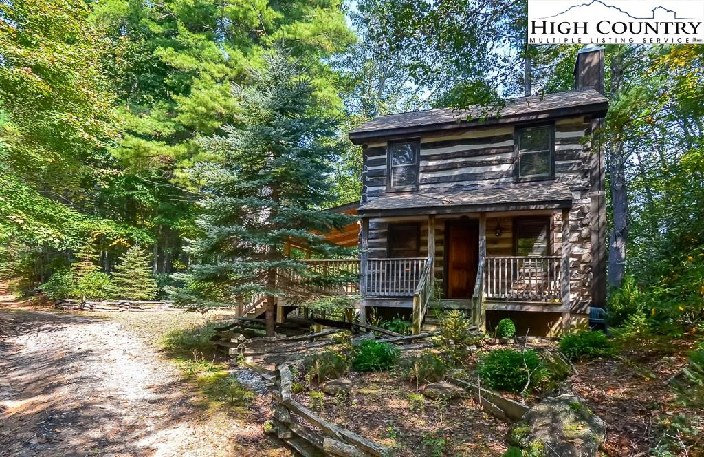 Image number 1 for the current listing