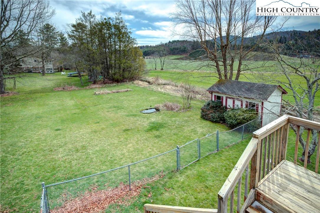 Image number 19 for the current listing