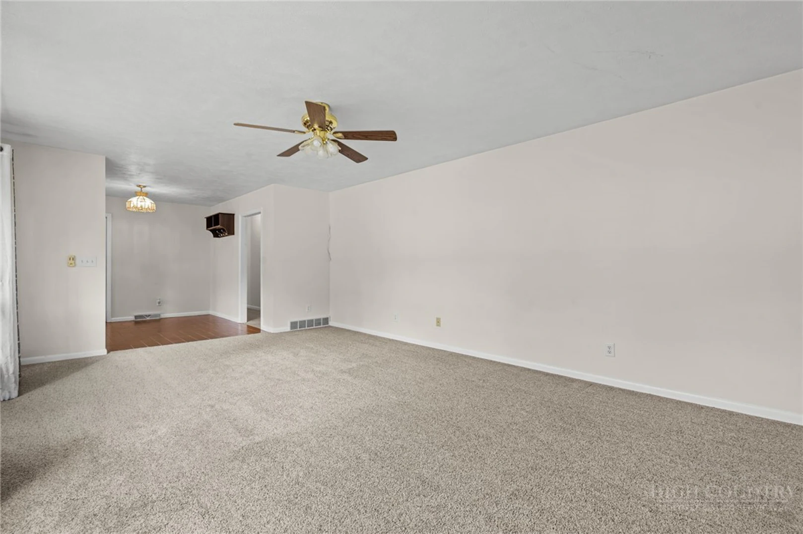 Image number 6 for the current listing