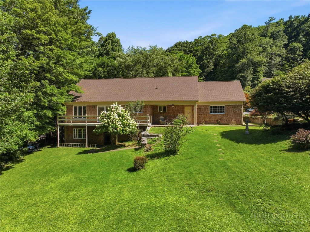 Image number 7 for the current listing