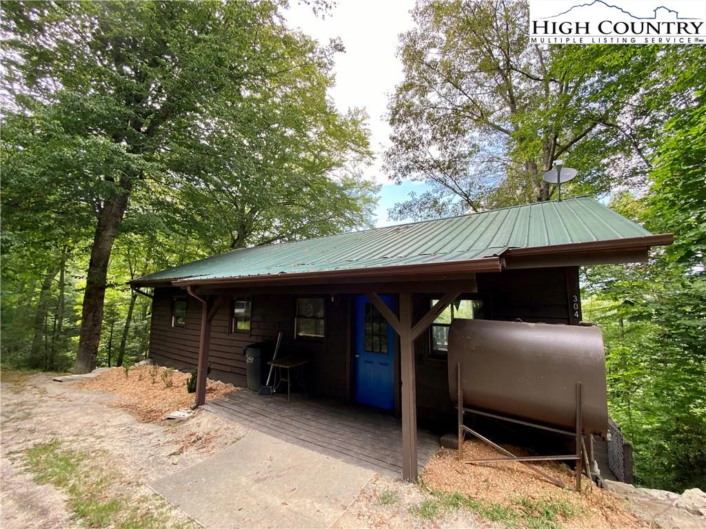 Image number 1 for the current listing