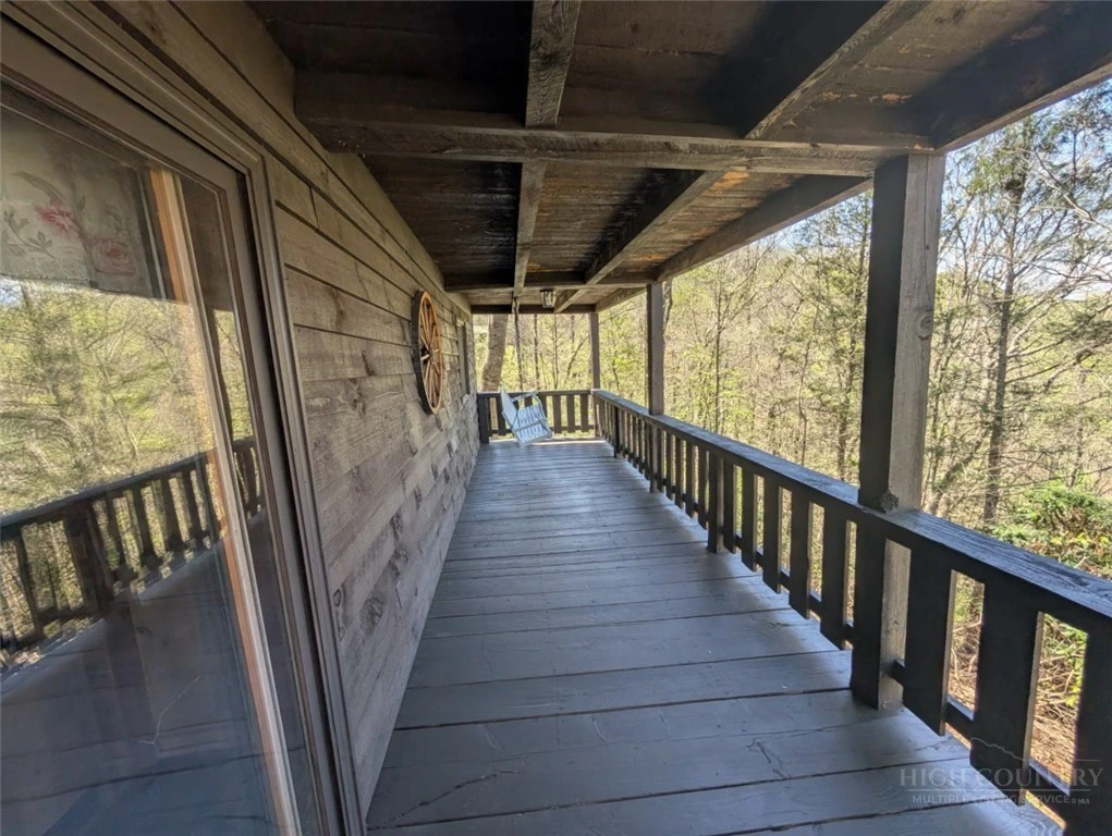 Image number 2 for the current listing