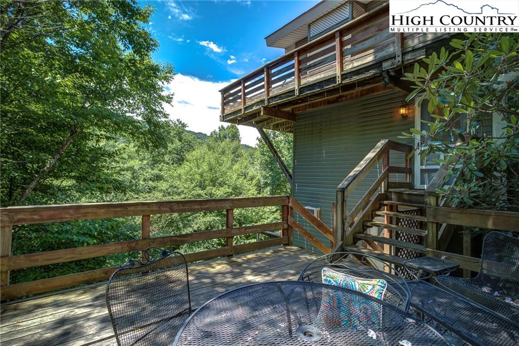 Image number 7 for the current listing