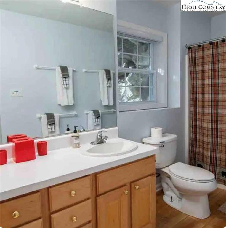 Image number 6 for the current listing