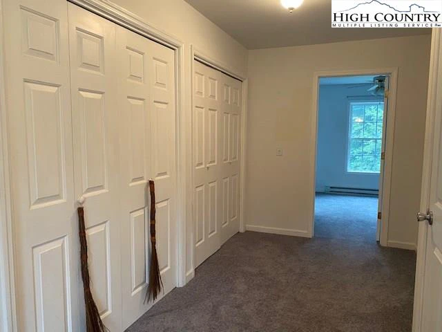 Image number 7 for the current listing