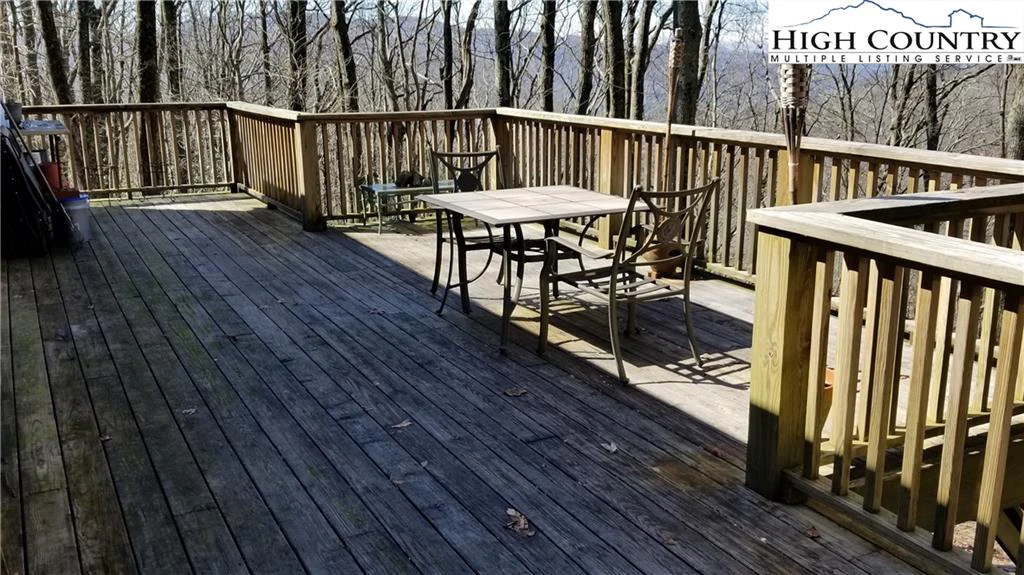 Image number 3 for the current listing