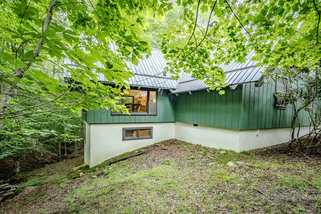 Image number 4 for the current listing