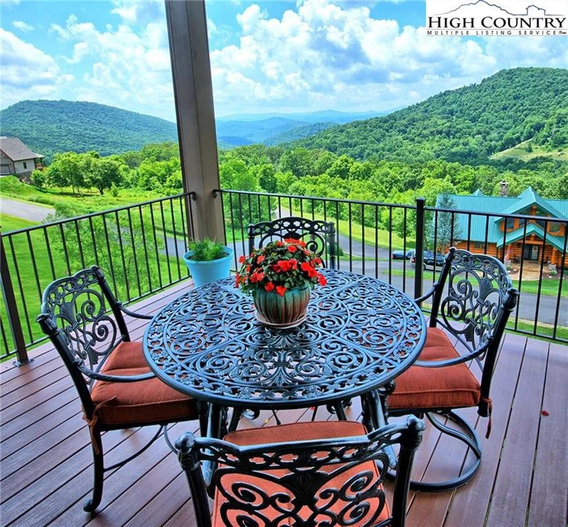 Image number 18 for the current listing