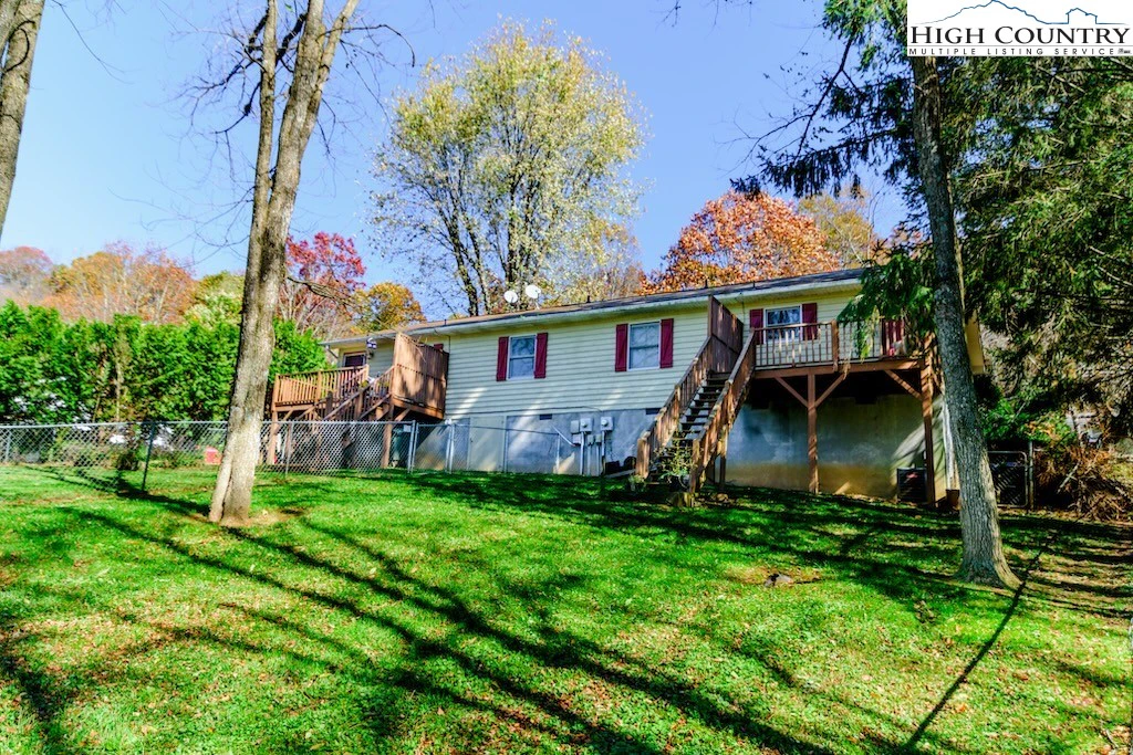 Image number 7 for the current listing