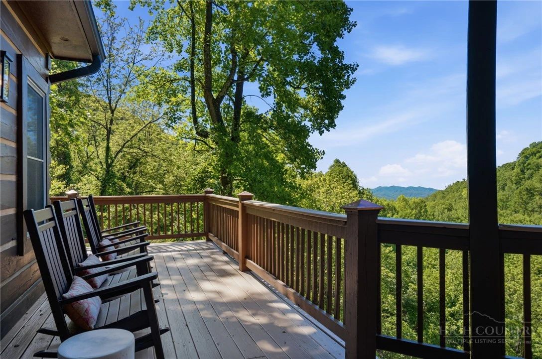 Image number 7 for the current listing