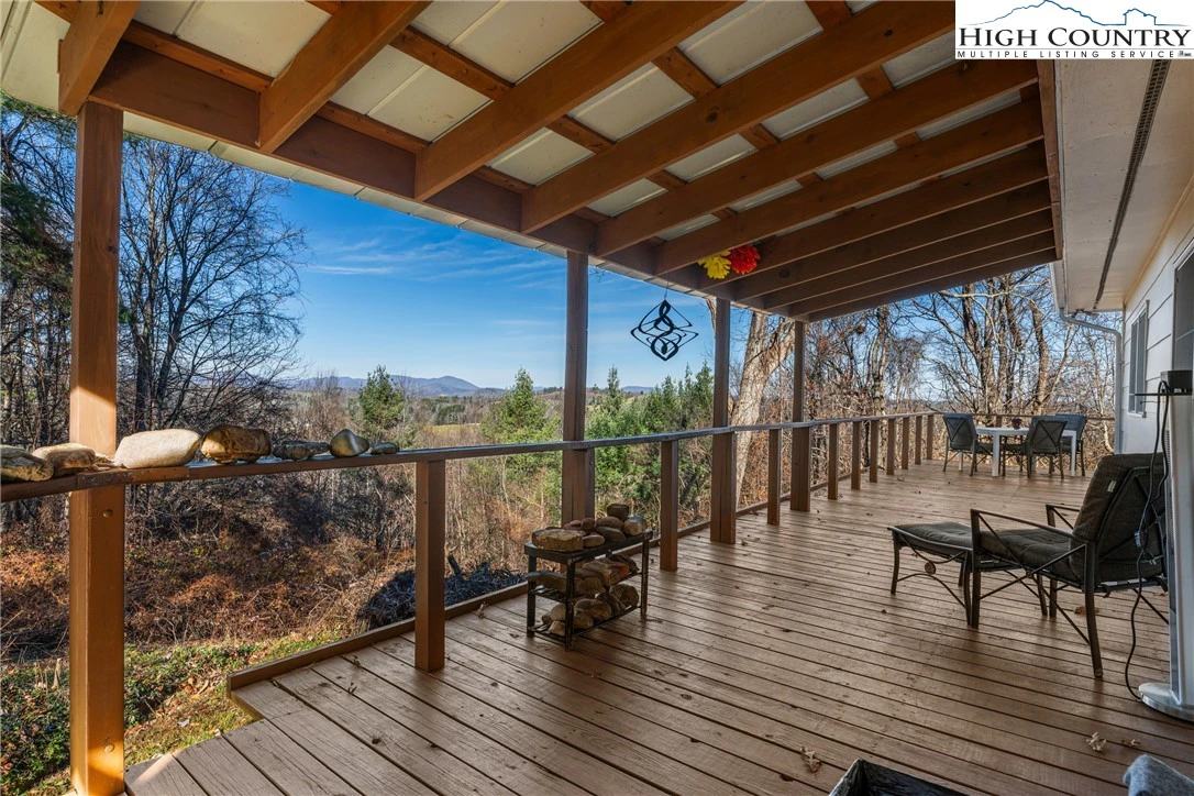 Image number 6 for the current listing