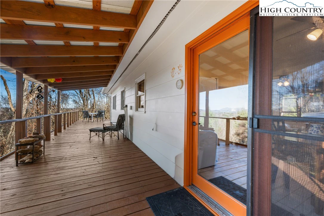 Image number 5 for the current listing