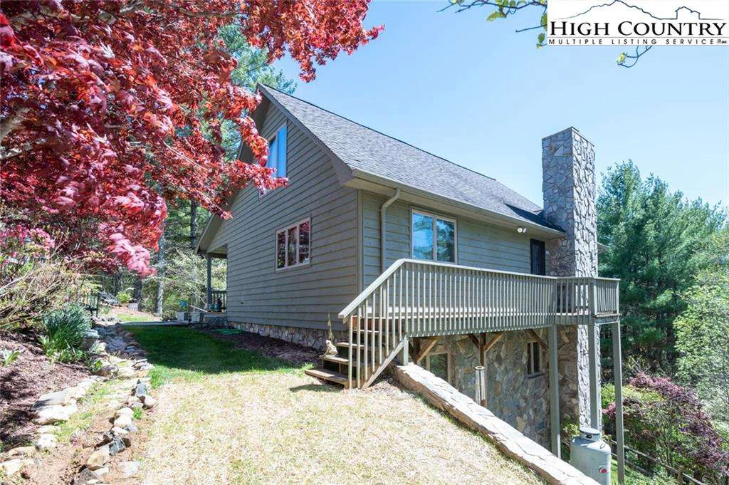 Image number 1 for the current listing