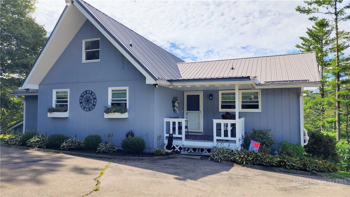 Image number 2 for the current listing