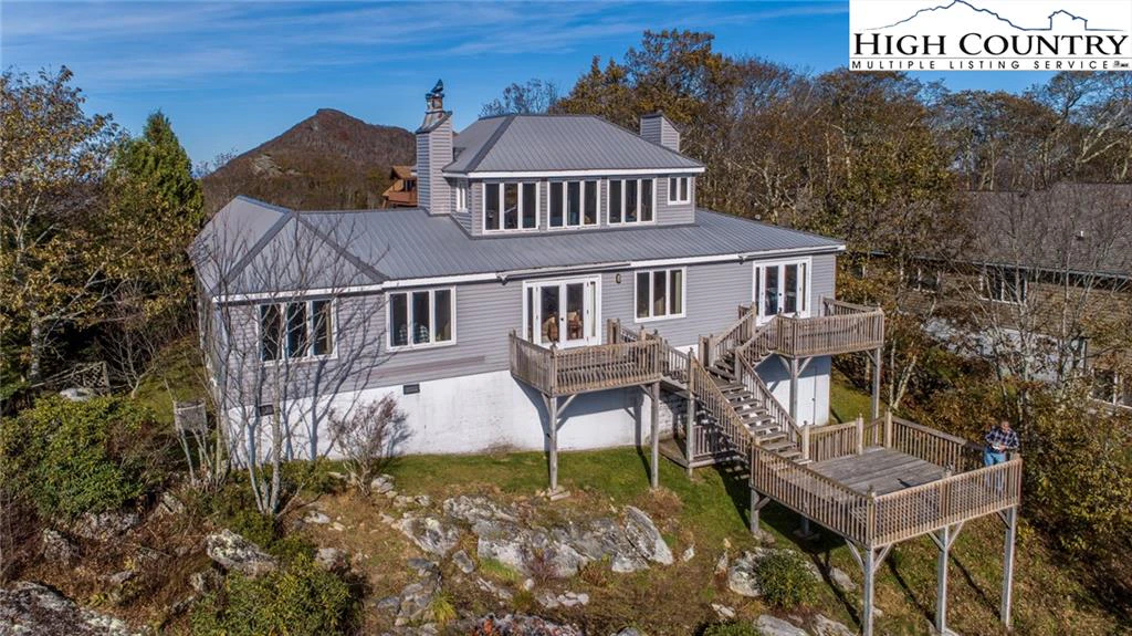 Image number 15 for the current listing