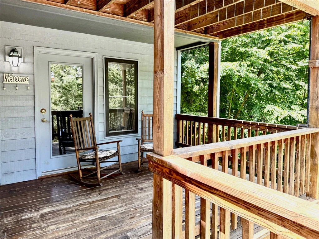 Image number 6 for the current listing