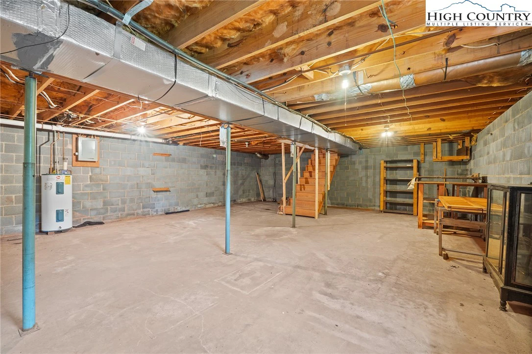 Image number 6 for the current listing
