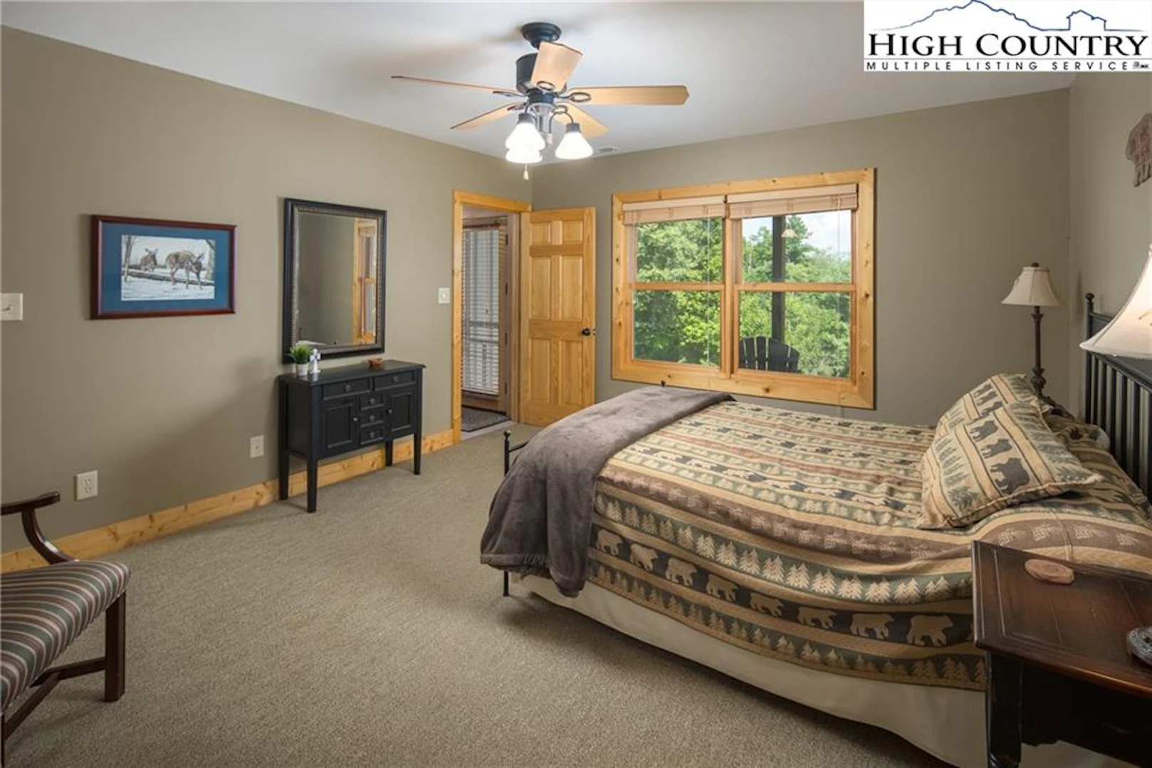 Image number 5 for the current listing
