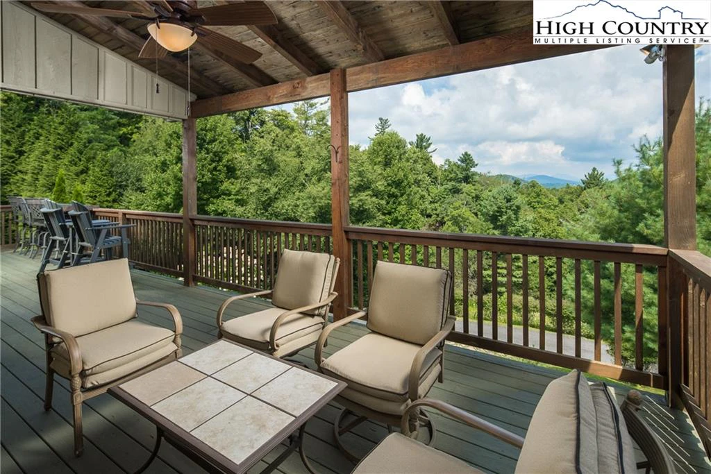 Image number 12 for the current listing