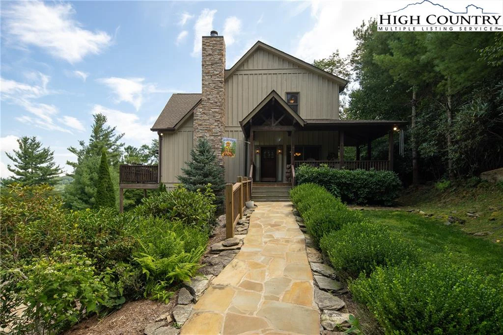 Image number 14 for the current listing