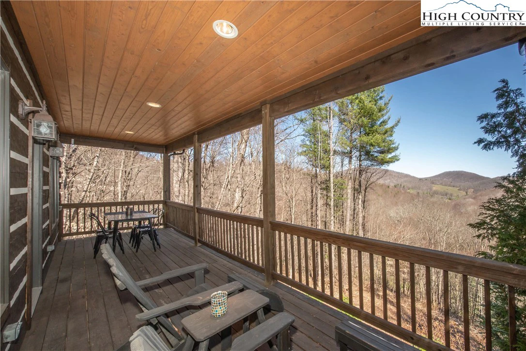 Image number 20 for the current listing