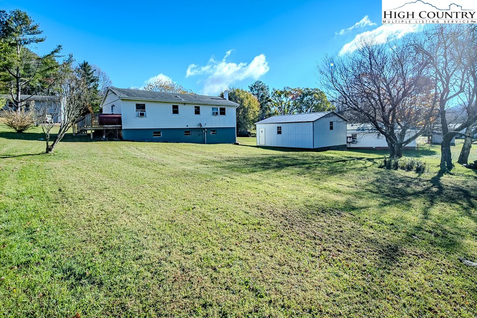 Image number 16 for the current listing