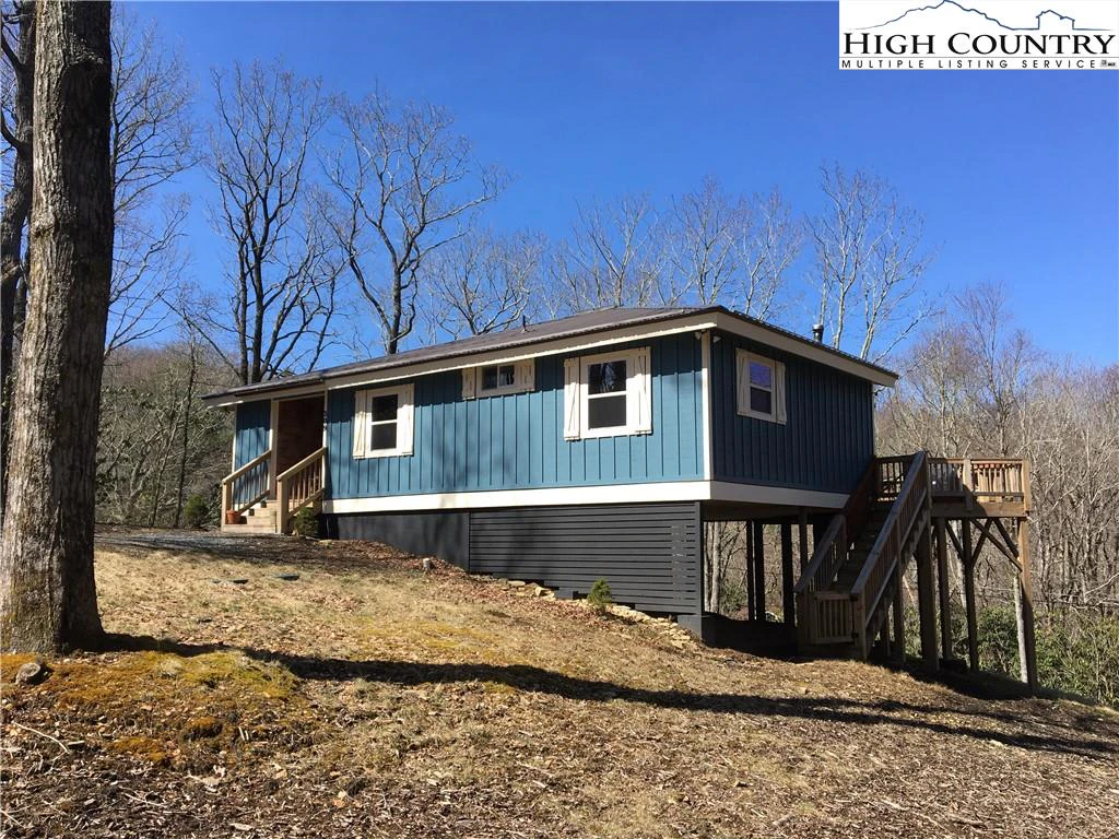 Image number 3 for the current listing