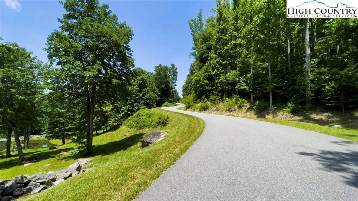 Image number 7 for the current listing