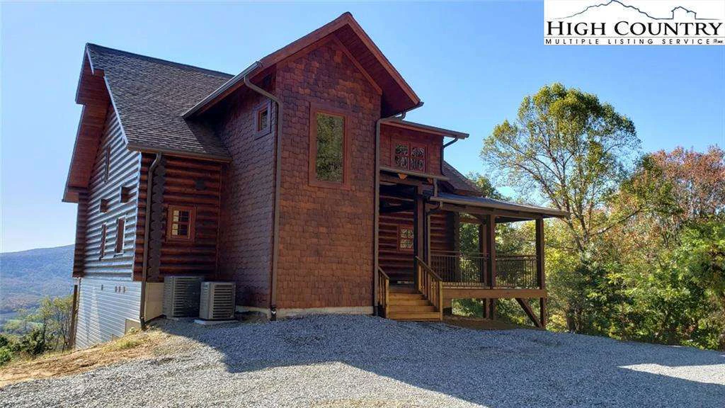 Image number 19 for the current listing