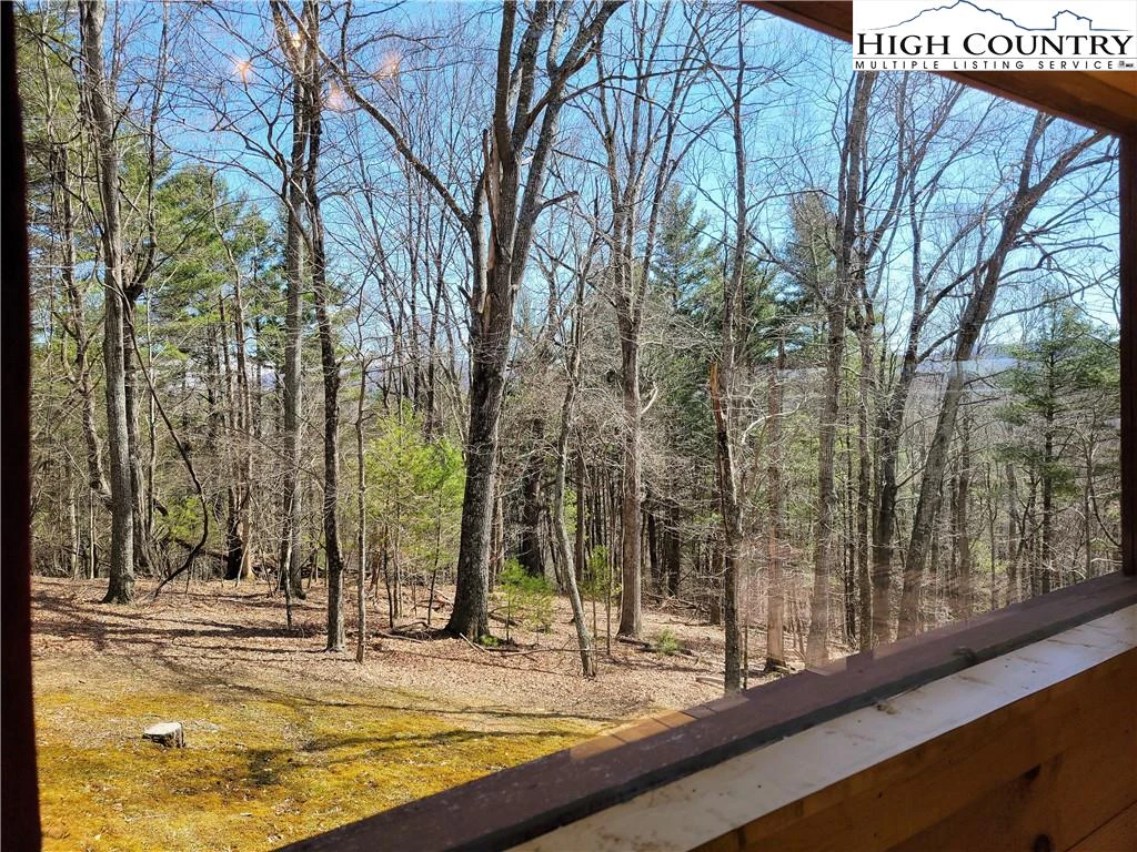 Image number 20 for the current listing