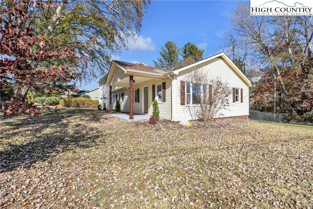 Image number 16 for the current listing