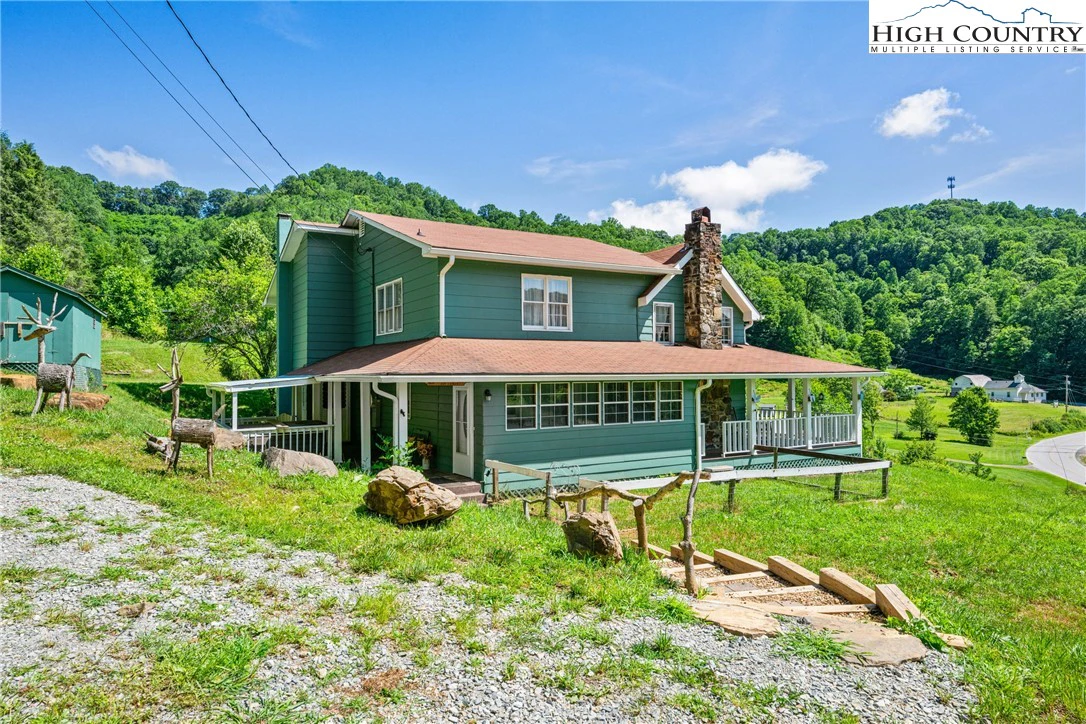 Image number 15 for the current listing