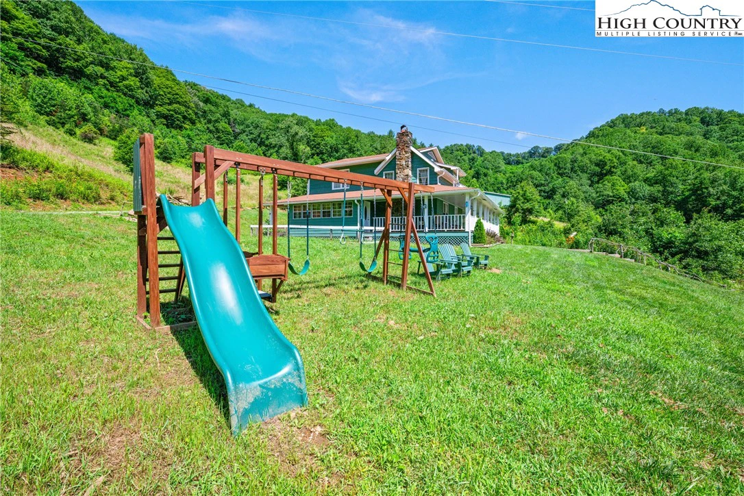 Image number 16 for the current listing